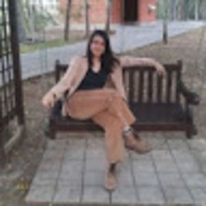 Meet your Posher, Clara luz alison johanna